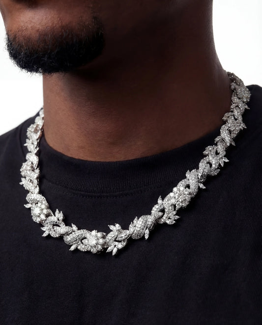 Nocta Vince 15MM Rosa Spinosa Chain - Silver clasp detail
